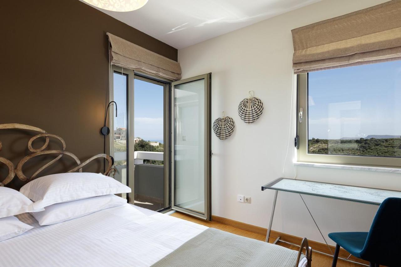 Rizes Villa With Jacuzzi & Heated Pool Agia Triada エクステリア 写真