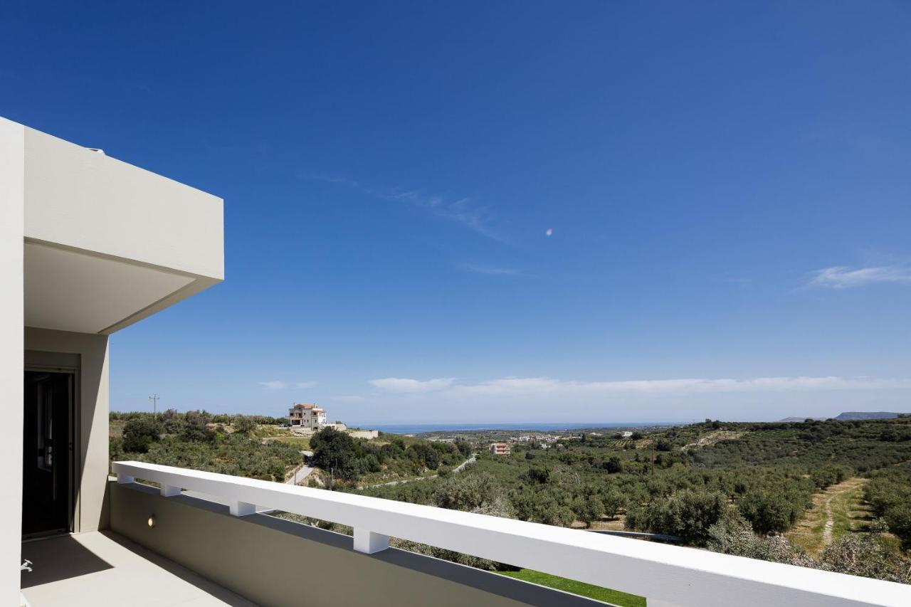 Rizes Villa With Jacuzzi & Heated Pool Agia Triada エクステリア 写真