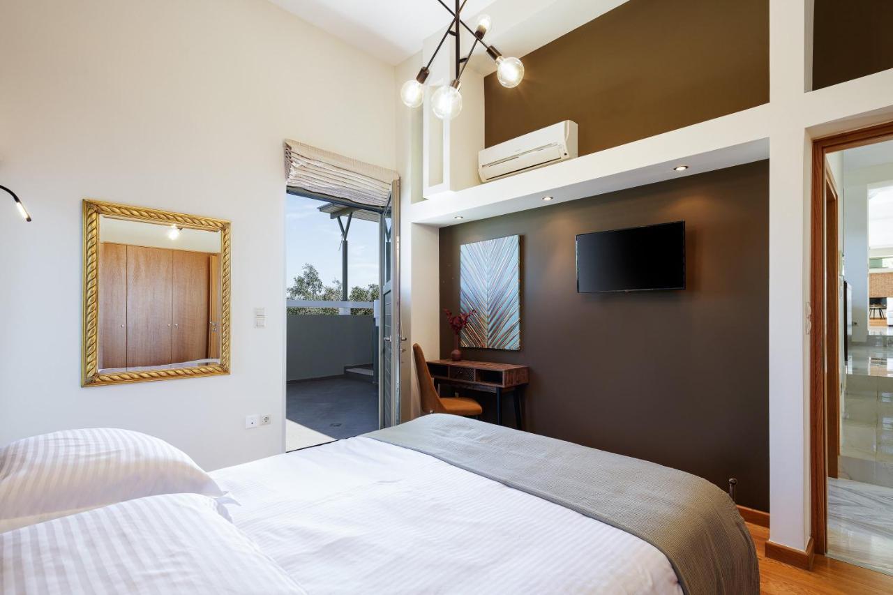 Rizes Villa With Jacuzzi & Heated Pool Agia Triada エクステリア 写真
