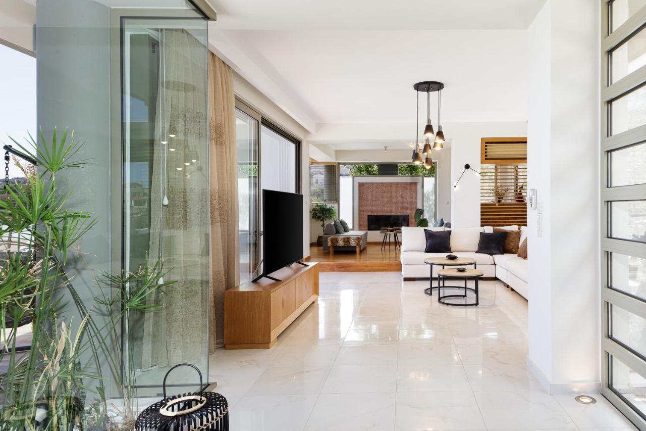 Rizes Villa With Jacuzzi & Heated Pool Agia Triada エクステリア 写真
