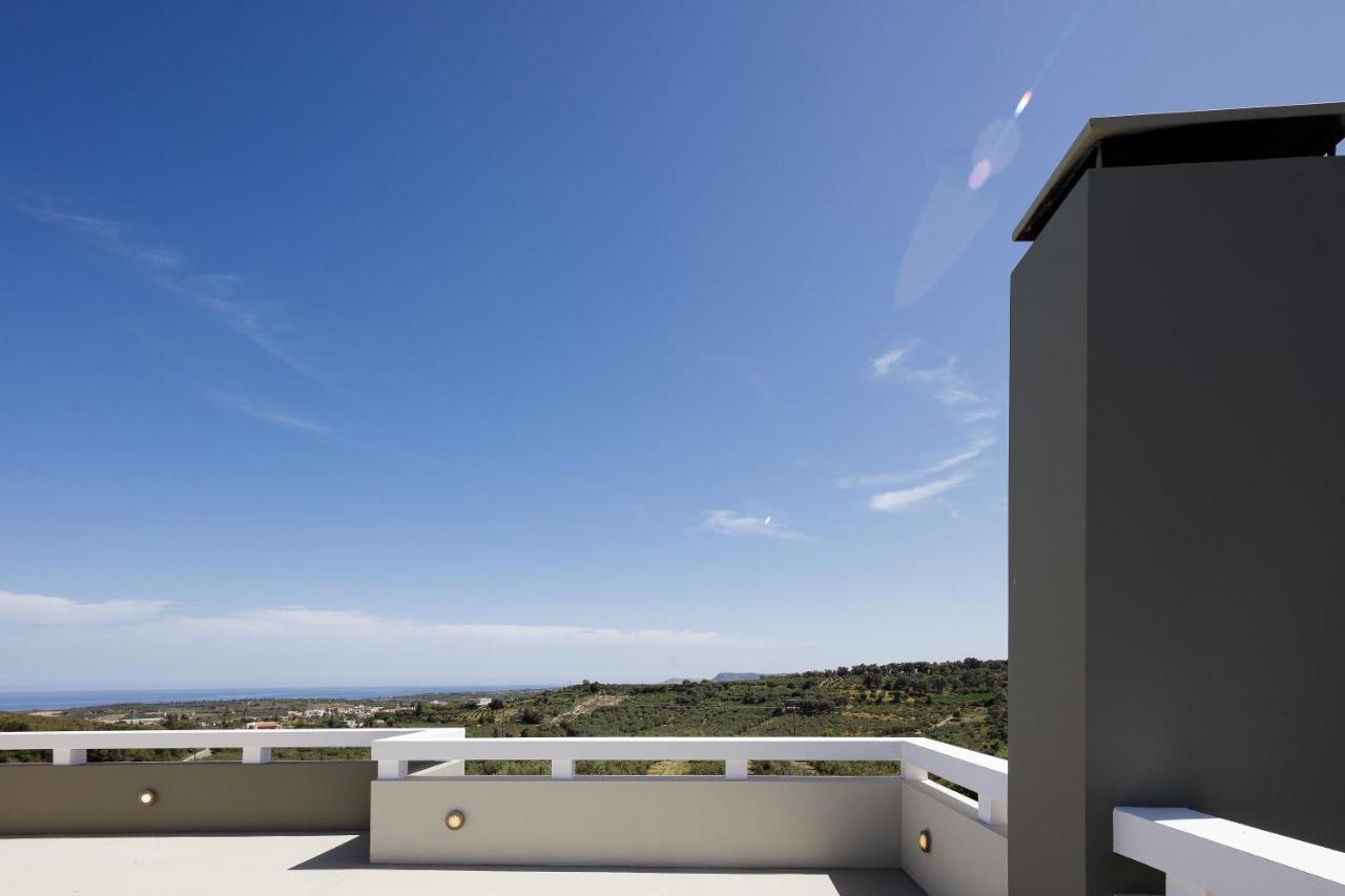 Rizes Villa With Jacuzzi & Heated Pool Agia Triada エクステリア 写真
